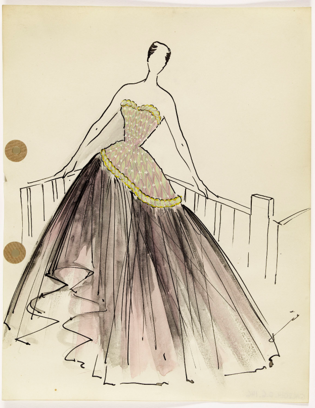 Eine Skizze einer Frau in einem langen, wallenden Kleid mit hohem Kragen und vollem Rock, entworfen von Oscar de la Renta in den 1950er Jahren, die anmutig mit verschränkten Händen und hochgesteckten Haaren steht.