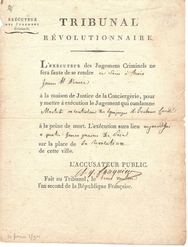 Ein vergilbtes, altes juristisches Dokument mit der Überschrift "Tribunal Révolutionnaire", das Hinrichtungsurteile in Frankreich detailliert, geschrieben in Kursivschrift.