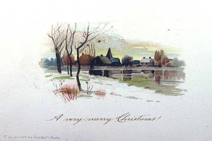 Eine vintage-Weihnachtskarte, die eine verschneite Landschaft mit Bäumen, Häusern und einem Gewässer zeigt, begleitet von festlicher Schrift.
