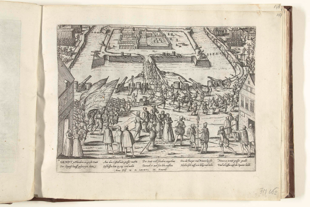 Ein aufgeschlagenes Buch mit einer detaillierten Stadtansicht-Illustration mit Menschen, Gebäuden und Text.